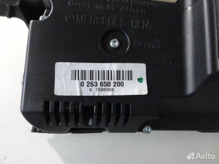 Панель приборов (щиток) Mercedes-Benz S- Класс