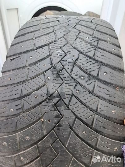 Pirelli Scorpion Ice Zero 2 285/45 R20 112H