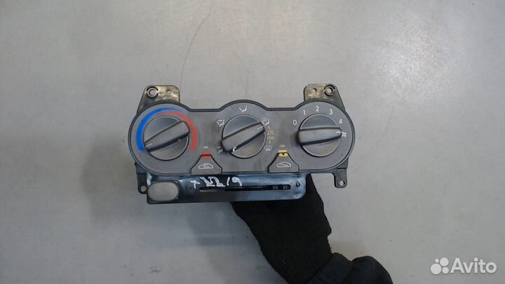 Переключатель отопителя Hyundai Accent, 2001