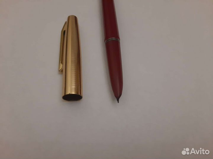 Чернильная ручка