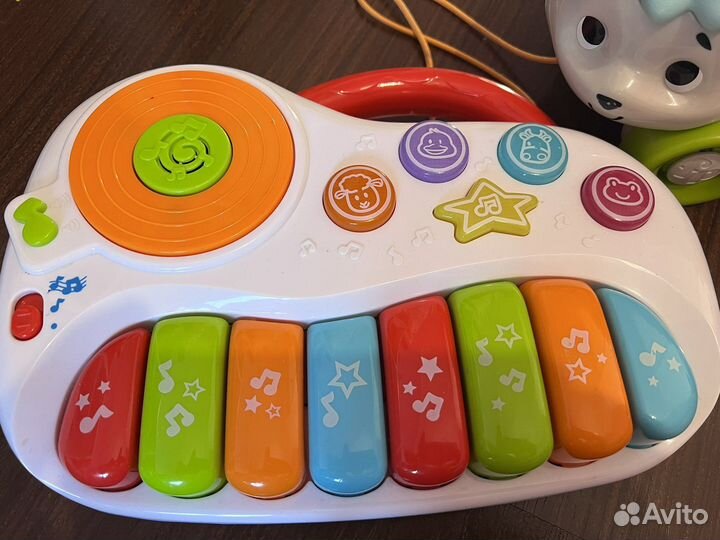 Детские игрушки fisher price