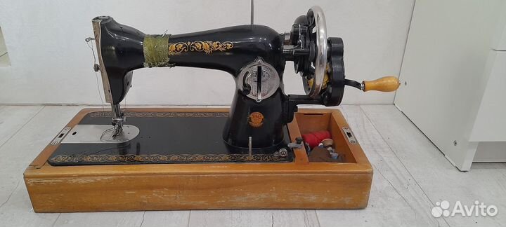 Швейная машина подольск ручная