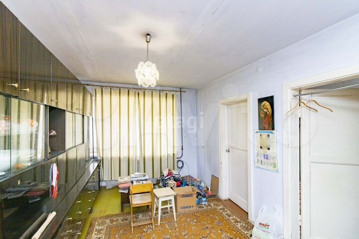 4-к. квартира, 61 м², 1/5 эт.