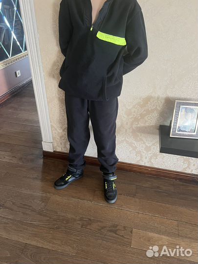 Костюм на мальчика 152