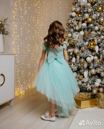 Платье праздничное бальное р. 140