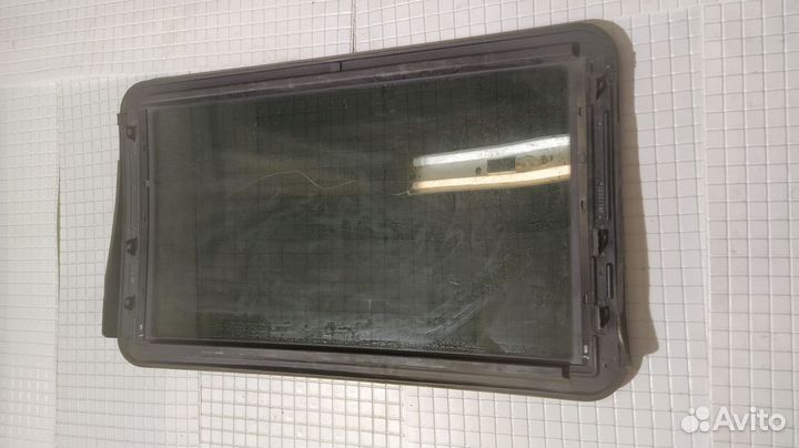 Стекло люка Mercedes W221