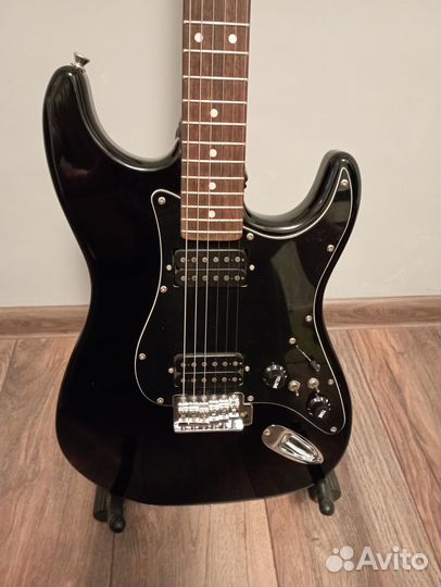 Электрогитара Aria+комбик Randall+чехол+ремень