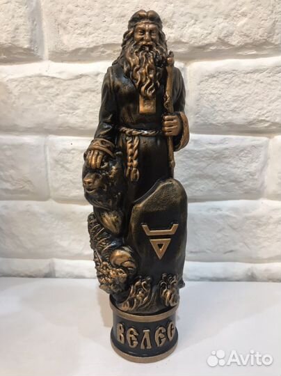 Кумиры, Велес