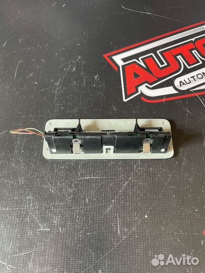 Дисплей парктроника задний Volkswagen Touareg 7L