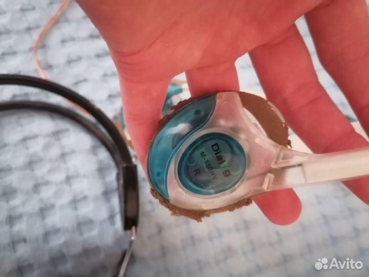 Наушники с микрофоном