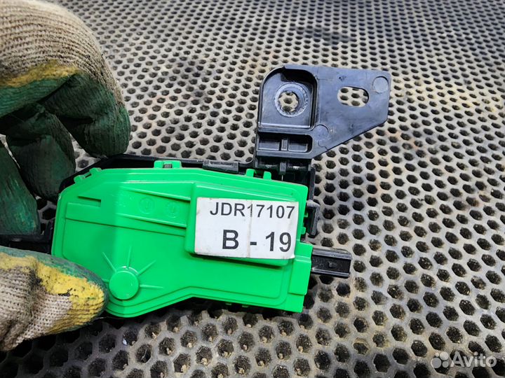 Активатор лючка бензобака Kia Ceed 2 JD