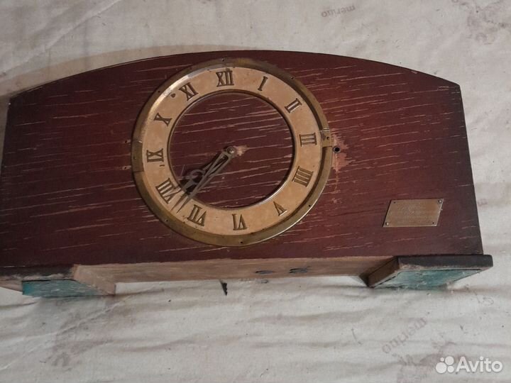 Настольный советские часы весна