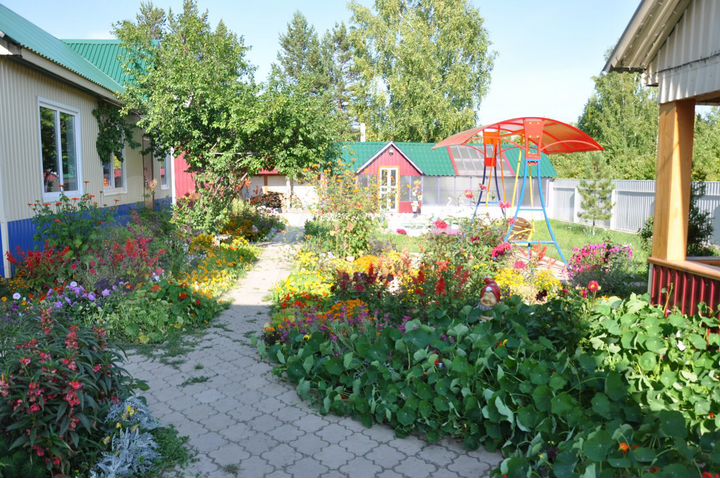 Коттедж 277 м² на участке 45 сот.