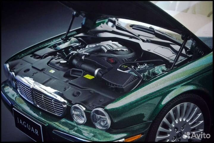 Jaguar XJ 6 X 350 Racing Green, 1/18, Almost Real