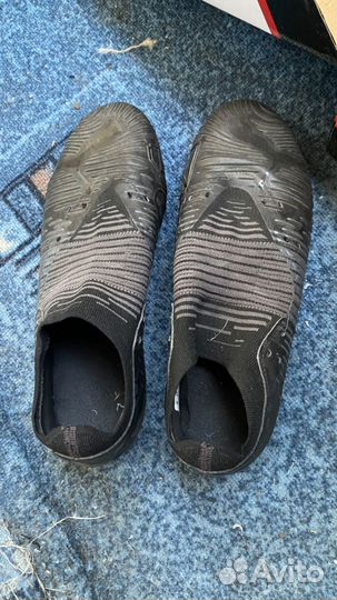 Футбольные бутсы