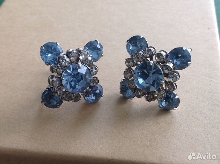 Винтажная бижутерия сша:Avon,Sarah Coventry,Coro