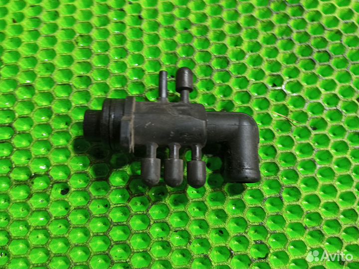 Ниппель впускного коллектора Volvo V70 Xc 1998