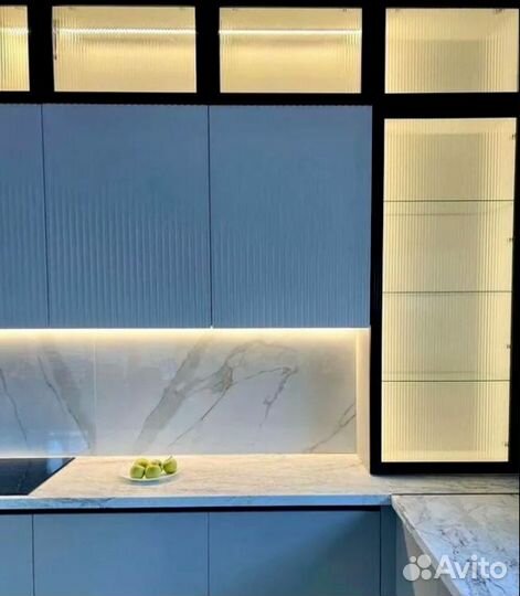 Кухонный гарнитур с бесплатным монтажом