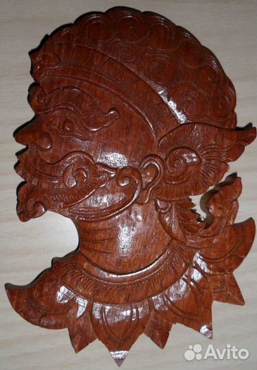 Барельефы из темного дерева из Лаоса