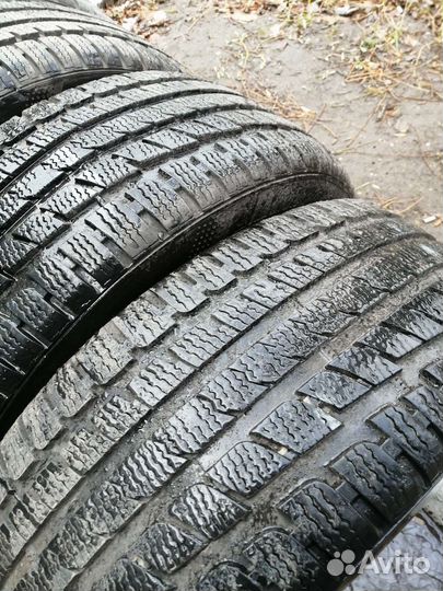Kumho WinterCraft KW27 245/45 R18