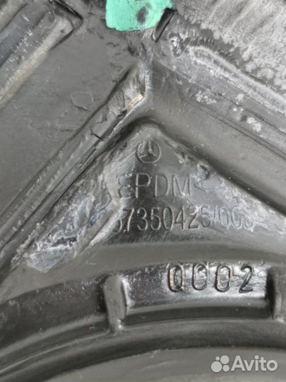 Молдинг двери задний правый Mercedes-Benz