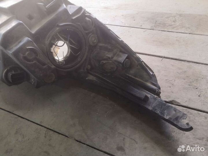 Фара на hyundai solaris 1