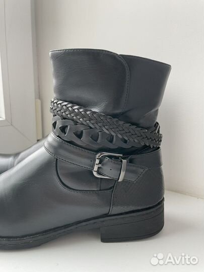 Ботинки женские
