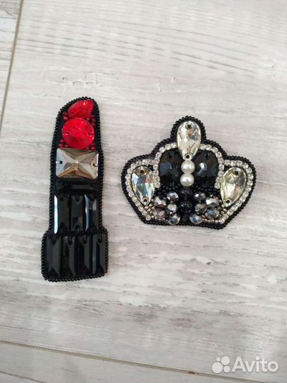 Брошь из бисера ручная работа