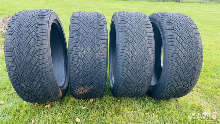 Continental ContiVikingContact 7 235/45 R18 98T