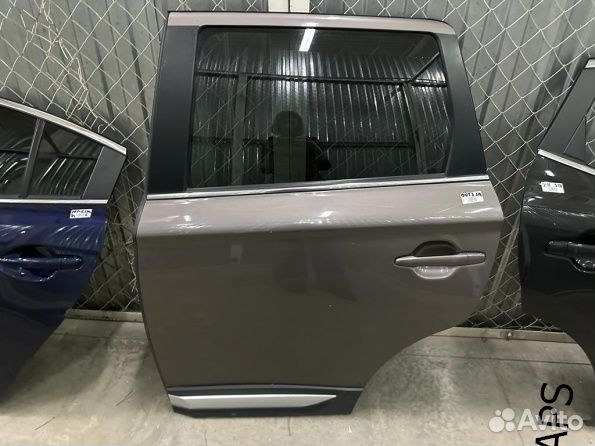 Дверь задняя левая Митсубиси Аутлендер 3 GF