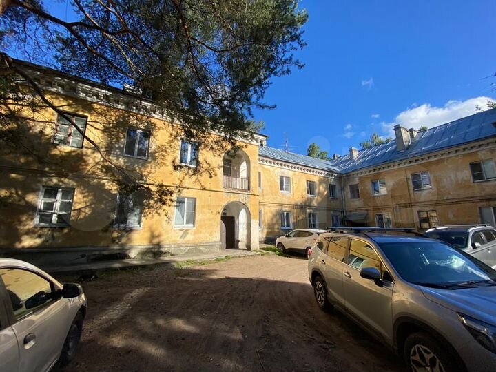 3-к. квартира, 75,7 м², 1/2 эт.