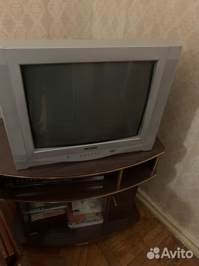 Отдам бесплатно мебель
