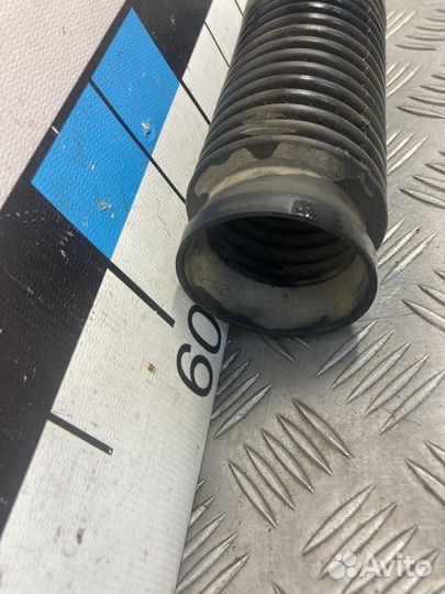 Б/У Пыльник переднего амортизатора#001