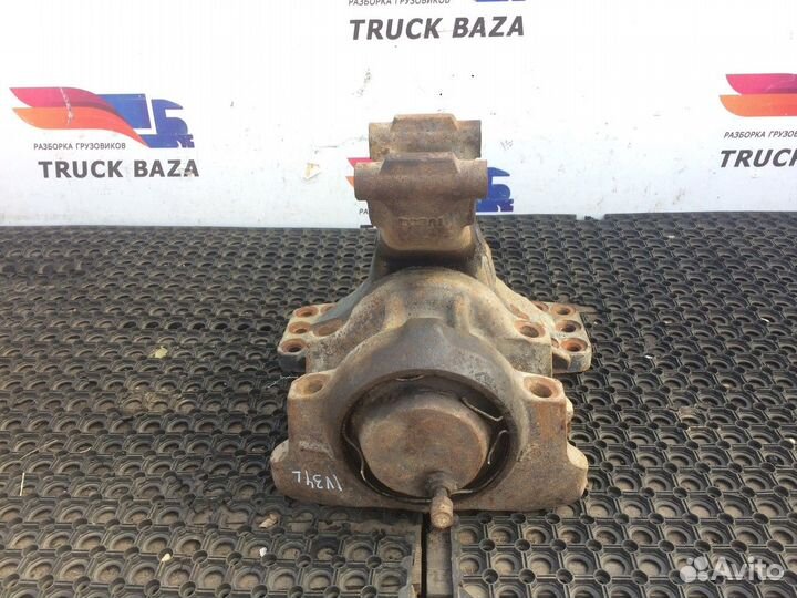 Кронштейн балансира левый Iveco Eurotrakker