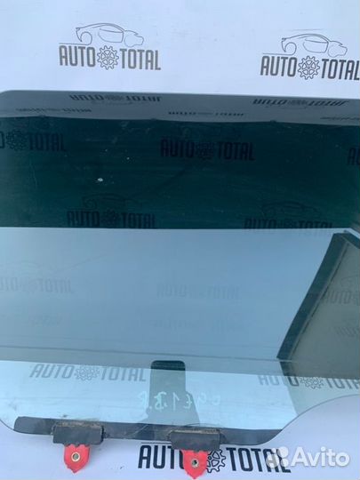 Стекло двери заднее правое Mitsubishi Outlander 1