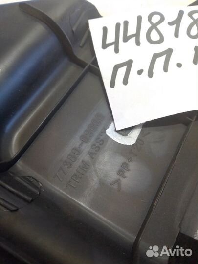Накладка порога передняя правая
