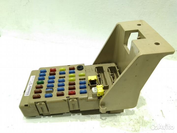 Блок предохранителей 82201AG010