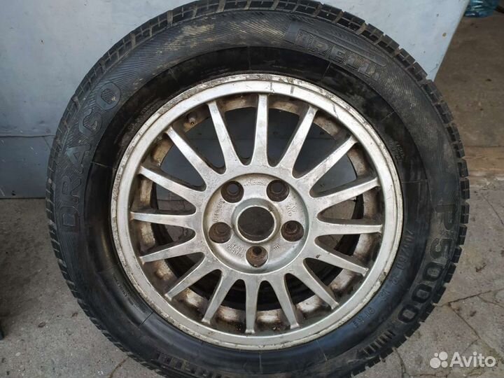 Диск с резиной r15 на Audi Volkswagen