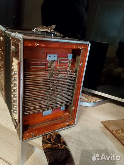 Гармонь нижегородская