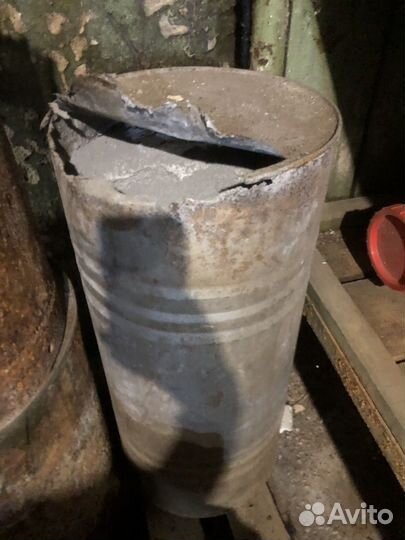 Алюминиевая пудра 2 бочки, 0,2 куба в одной