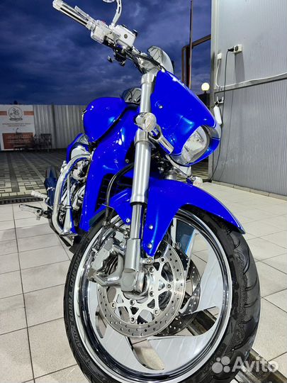 Suzuki M109R