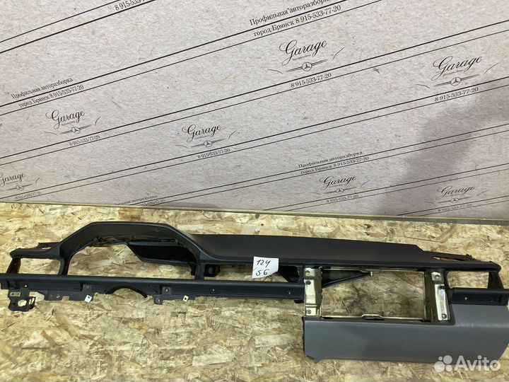 Панель(торпеда) Mercedes w124