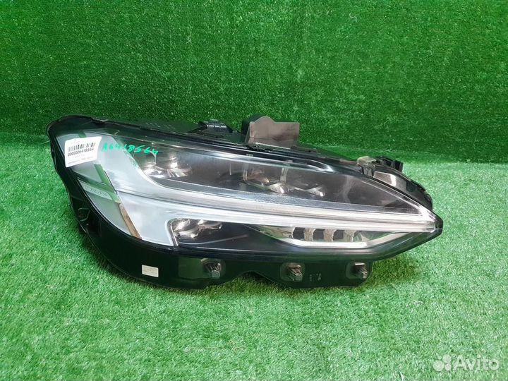 Фара правая Volvo V90/V90 Cross Country
