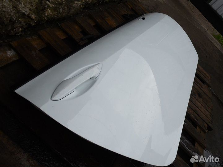 Дверь передняя правая Лексус RC белая