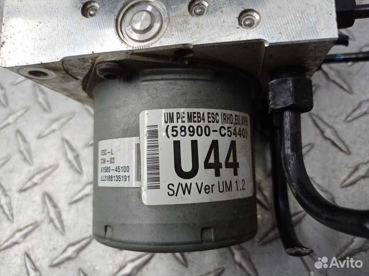 Блок управления тормозами/насос ABS Kia Sorento/So