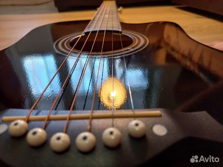 Акустическая гитара новая