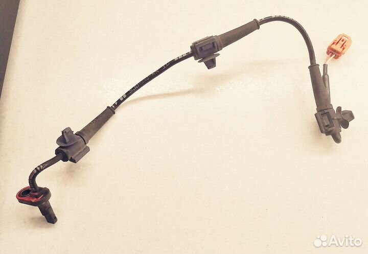 Датчик abs Honda Edix /FRV задний