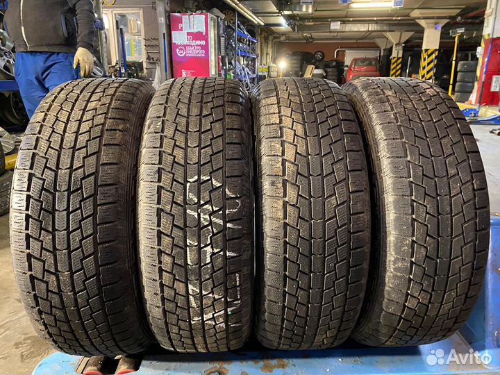 Hankook Winter I'Cept IZ W606 235/60 R18 103T