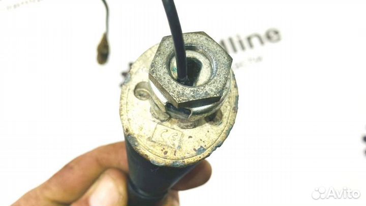 Антенна Volkswagen Bora седан 1.6 ATN 2000