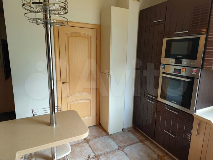 2-к. квартира, 60 м², 4/25 эт.